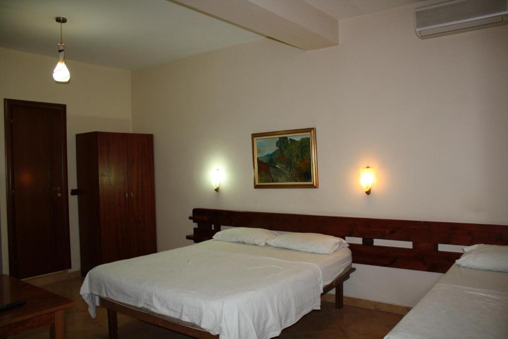 Hotel Martini Vlorë Eksteriør billede