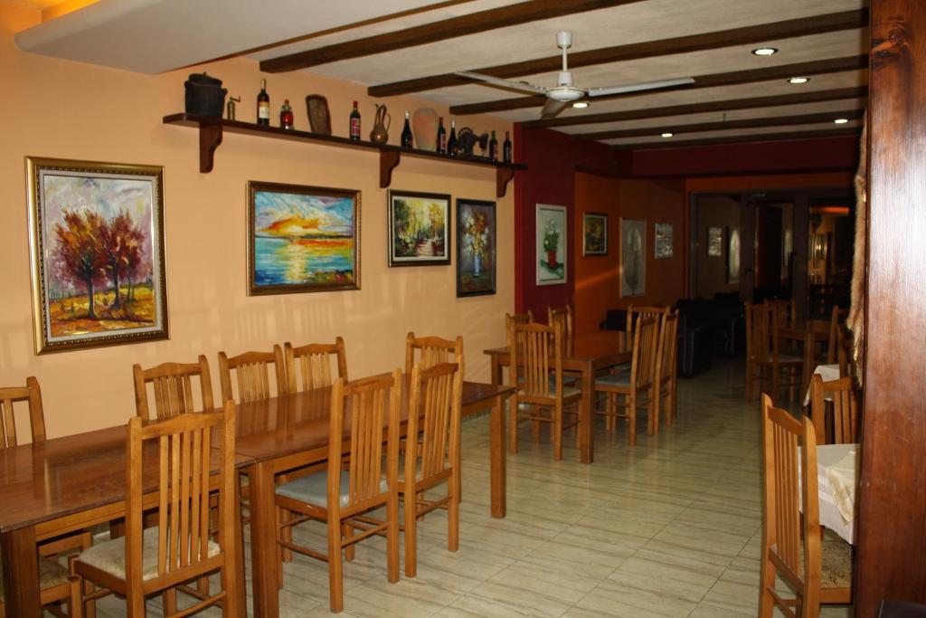 Hotel Martini Vlorë Eksteriør billede